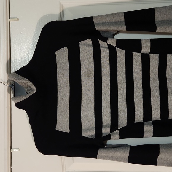 Sweater Dress, Size 10 - Picture 4 of 6